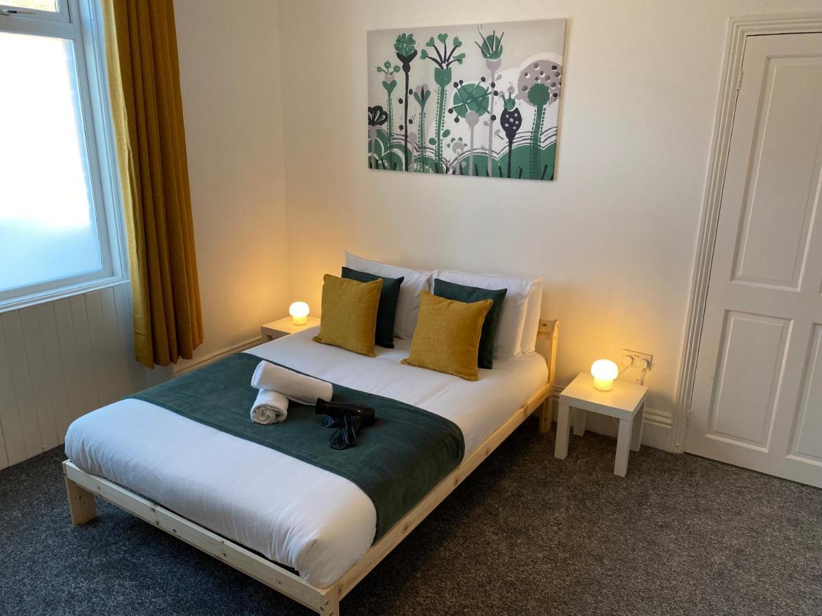 Kitchener - Wonderful 2-Bedroom Apt Sleeps 5 Free Parking Free Wifi Gateshead Zewnętrze zdjęcie